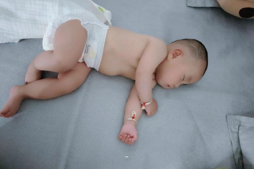 呼伦贝尔宝宝短发型女